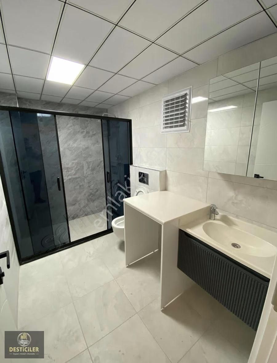 Desticiler Zincirlikuyuda Özel Garajlı 160m2 Ultra Lüx 3+1 Daire - Görsel 3