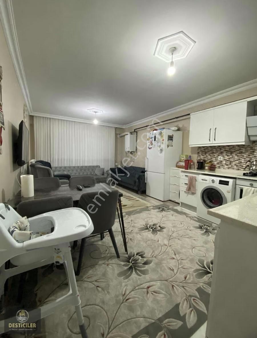 Yk-erenköy Yıldırım Cd. Yakını Amerikan Mutfaklı Geniş 2+1 Daire
