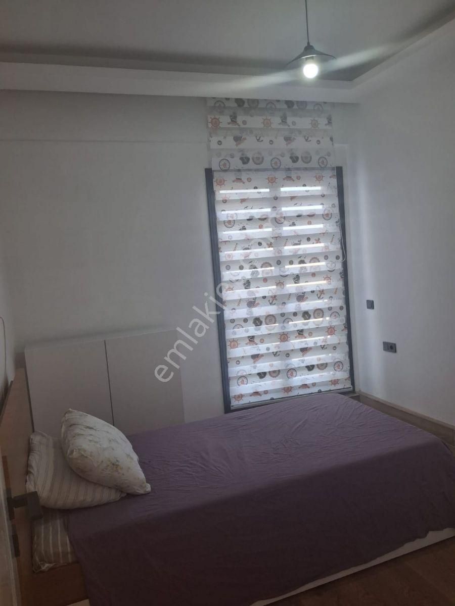 Kuşadasında Havuzlu Güvenlikli Sitede Doğalgazlı Eşyalı 3+1 - Görsel 6
