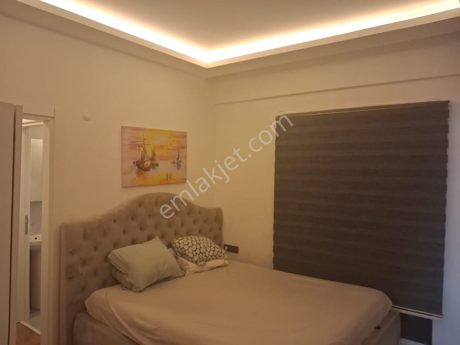 Kuşadasında Havuzlu Güvenlikli Sitede Doğalgazlı Eşyalı 3+1 - Görsel 5