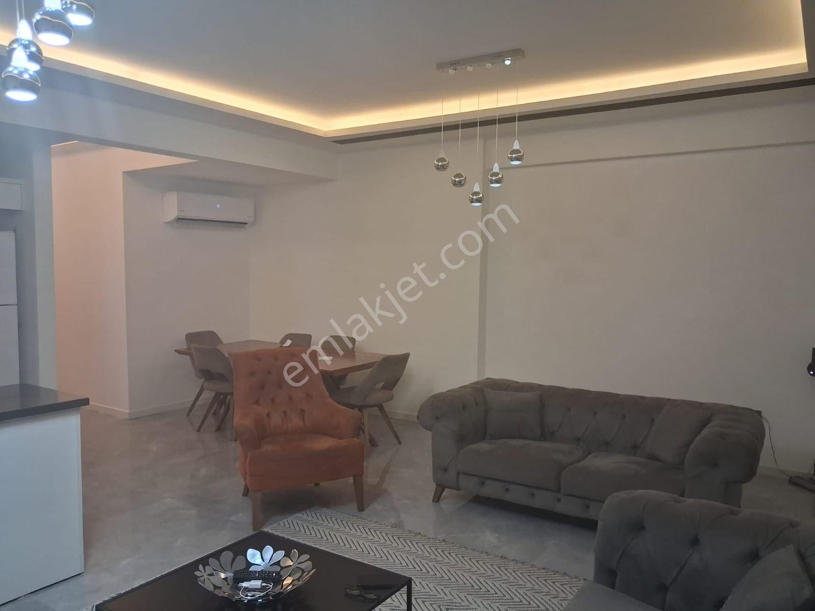 Kuşadasında Havuzlu Güvenlikli Sitede Doğalgazlı Eşyalı 3+1 - Görsel 34