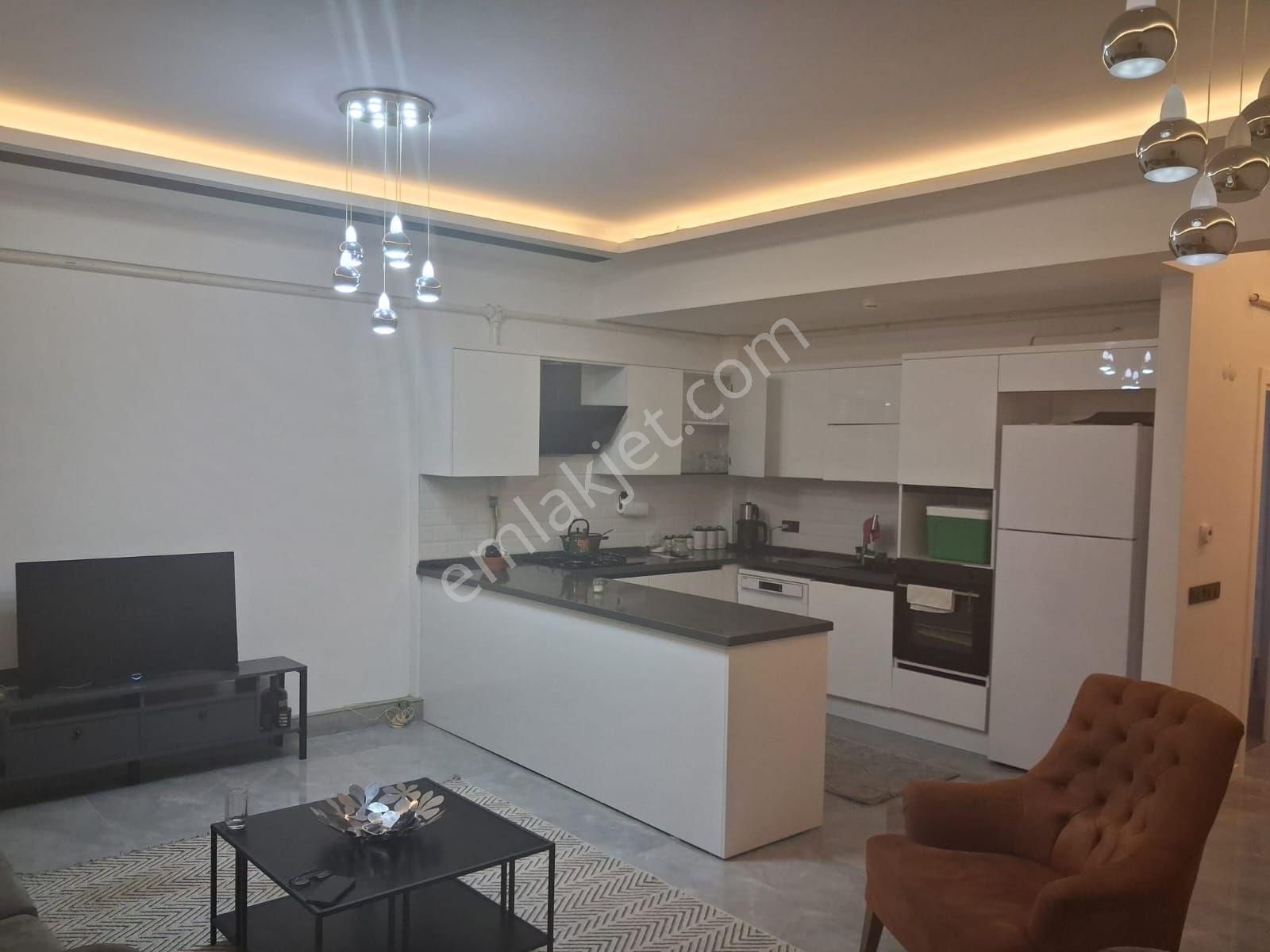 Kuşadasında Havuzlu Güvenlikli Sitede Doğalgazlı Eşyalı 3+1 - Görsel 30