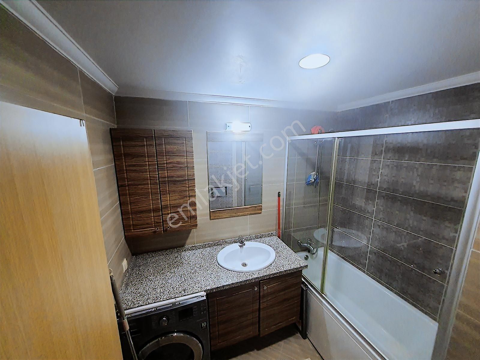 Halkalı Laleşehir Konaklarında Eşyalı 1+1 Kiralık Daire - Görsel 8