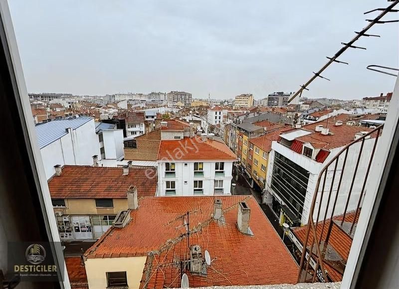 Hg-185 Atatürk Cd. Millet Bahçesi Manzaralı Asansörlü 3+1 Daire - Görsel 2