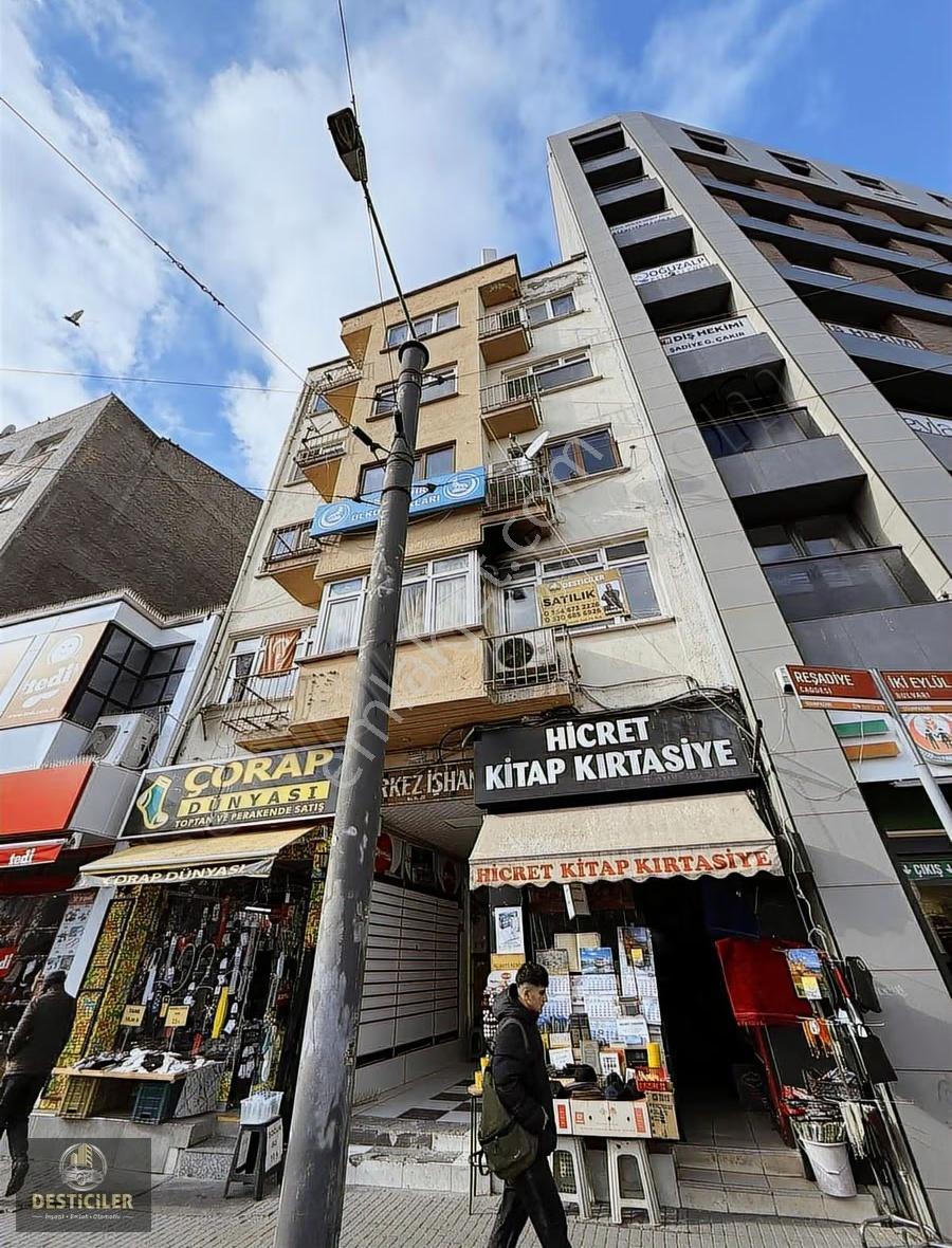 As-reşadiye Karşısı Merkez İşhanı Yatırımlık 9 Adet Büro&ofis