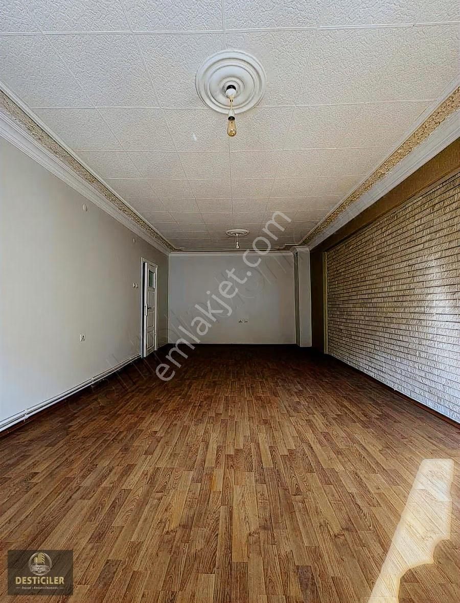 Eı-yenibağlar Mahallesi Mükemmel Konum 3+1 Satılık Daire - Görsel 2