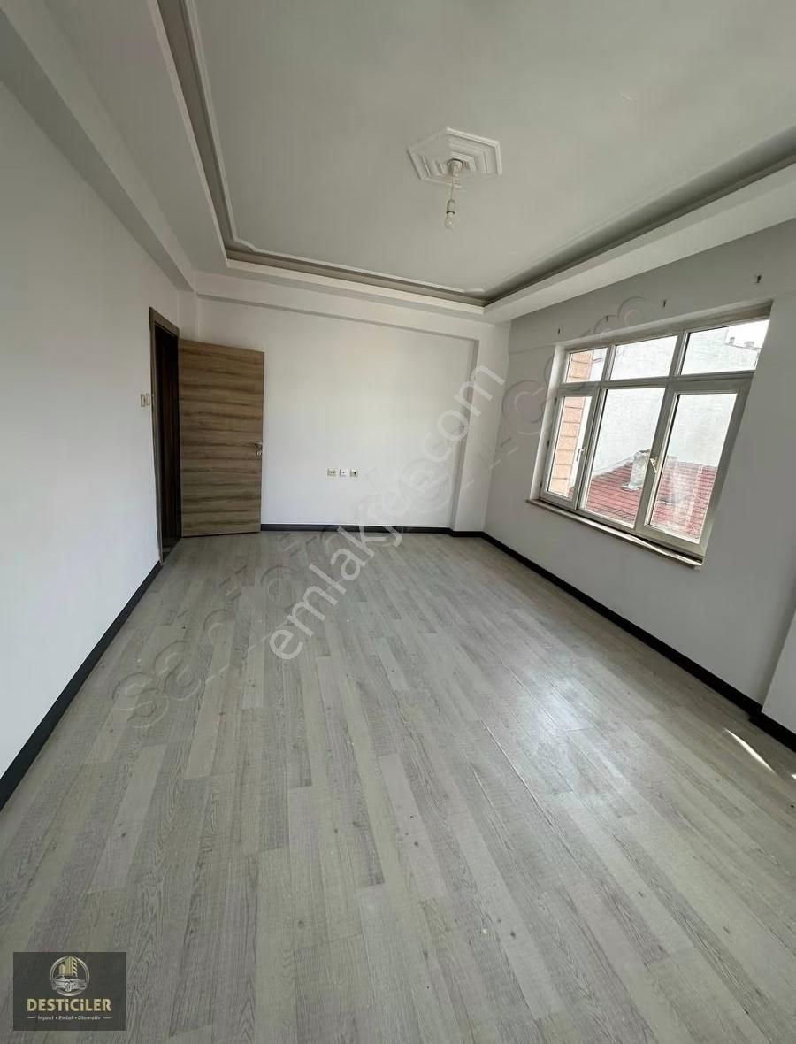 Md- Gökmeydan Mah. Köşe Bina Cumhuriyet Blv Yakını 3+1 - Görsel 3