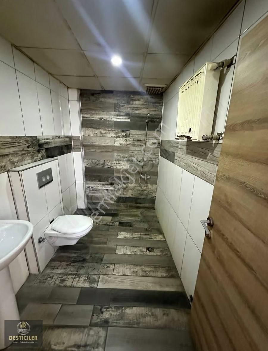 Md- Gökmeydan Mah. Köşe Bina Cumhuriyet Blv Yakını 3+1