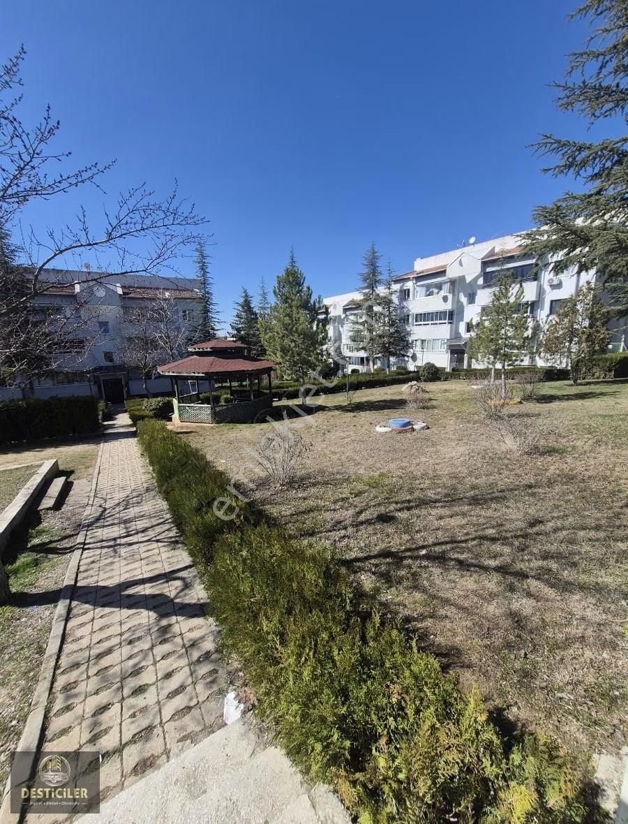 Hg-202 Çağdaş Sitesi 75.yıl Mah. 3+1 Masrafsız Daire - Görsel 11