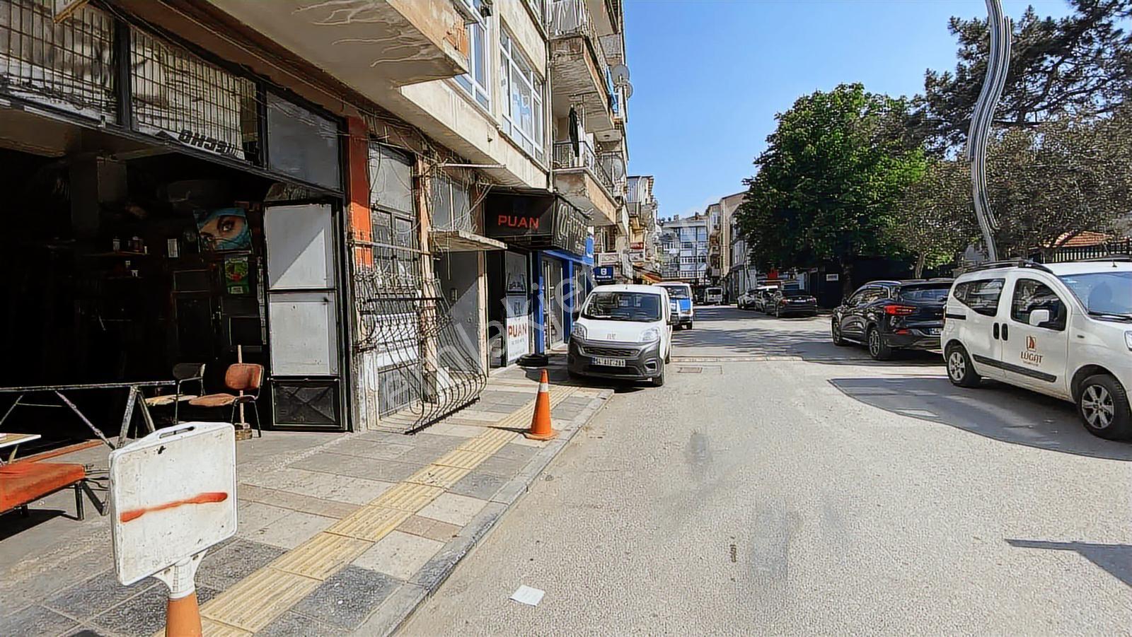 Sakarya Adapazarı Merkezi Konumda Yatırıma Uygun Satılık Dükkan - Görsel 6
