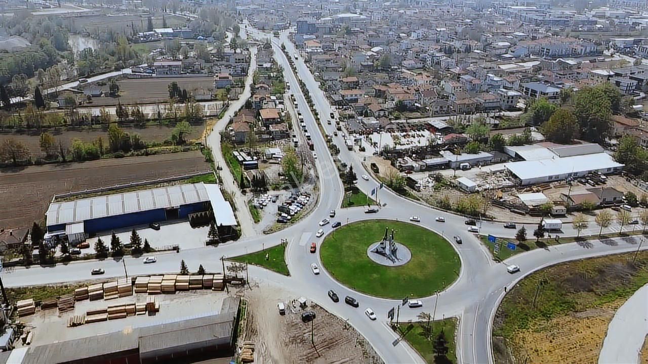 Realty World'den Güneşler Karasu Kavşağı 1380 M2 Satılık Parsel - Görsel 5