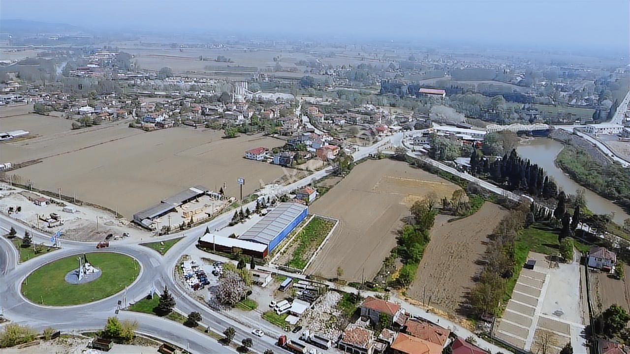 Realty World'den Güneşler Karasu Kavşağı 1380 M2 Satılık Parsel - Görsel 6