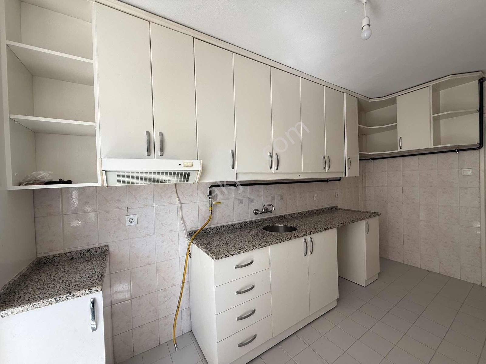 Fatih Karakol Cvr/3+1/k.mutfak/kombili/cephe Full Açık/iskanlı ! - Görsel 17