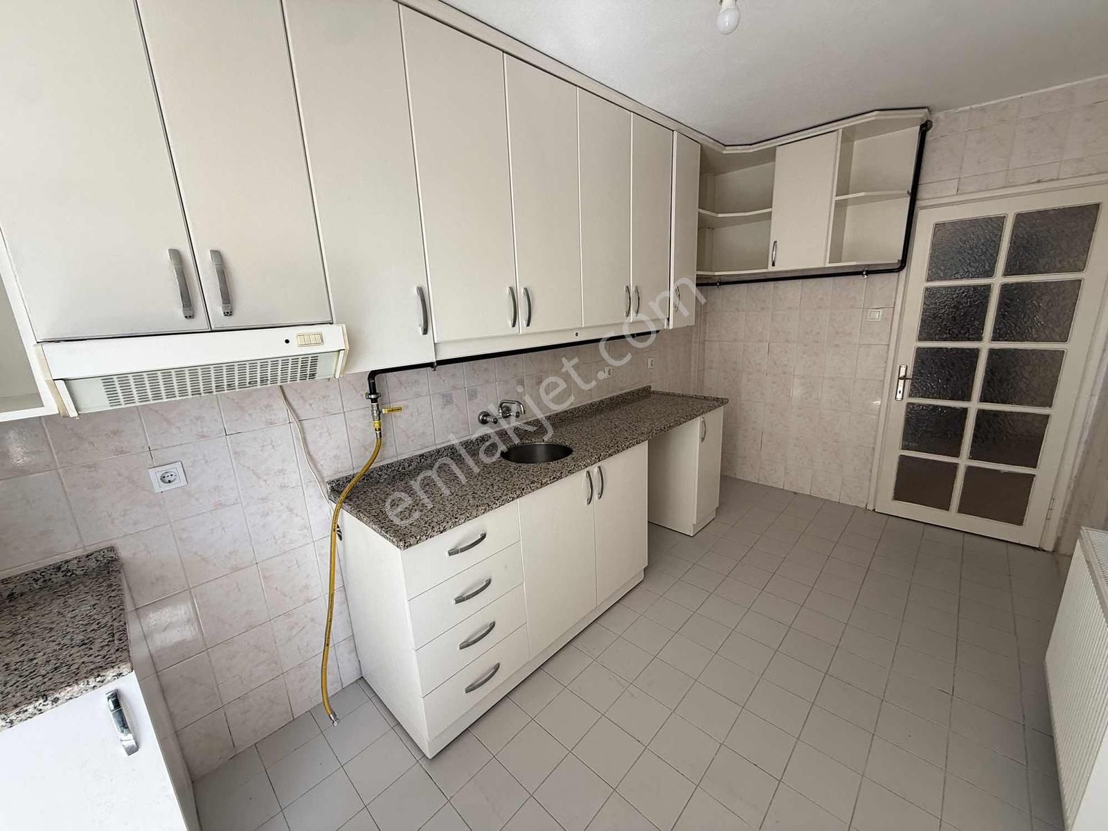 Fatih Karakol Cvr/3+1/k.mutfak/kombili/cephe Full Açık/iskanlı ! - Görsel 11