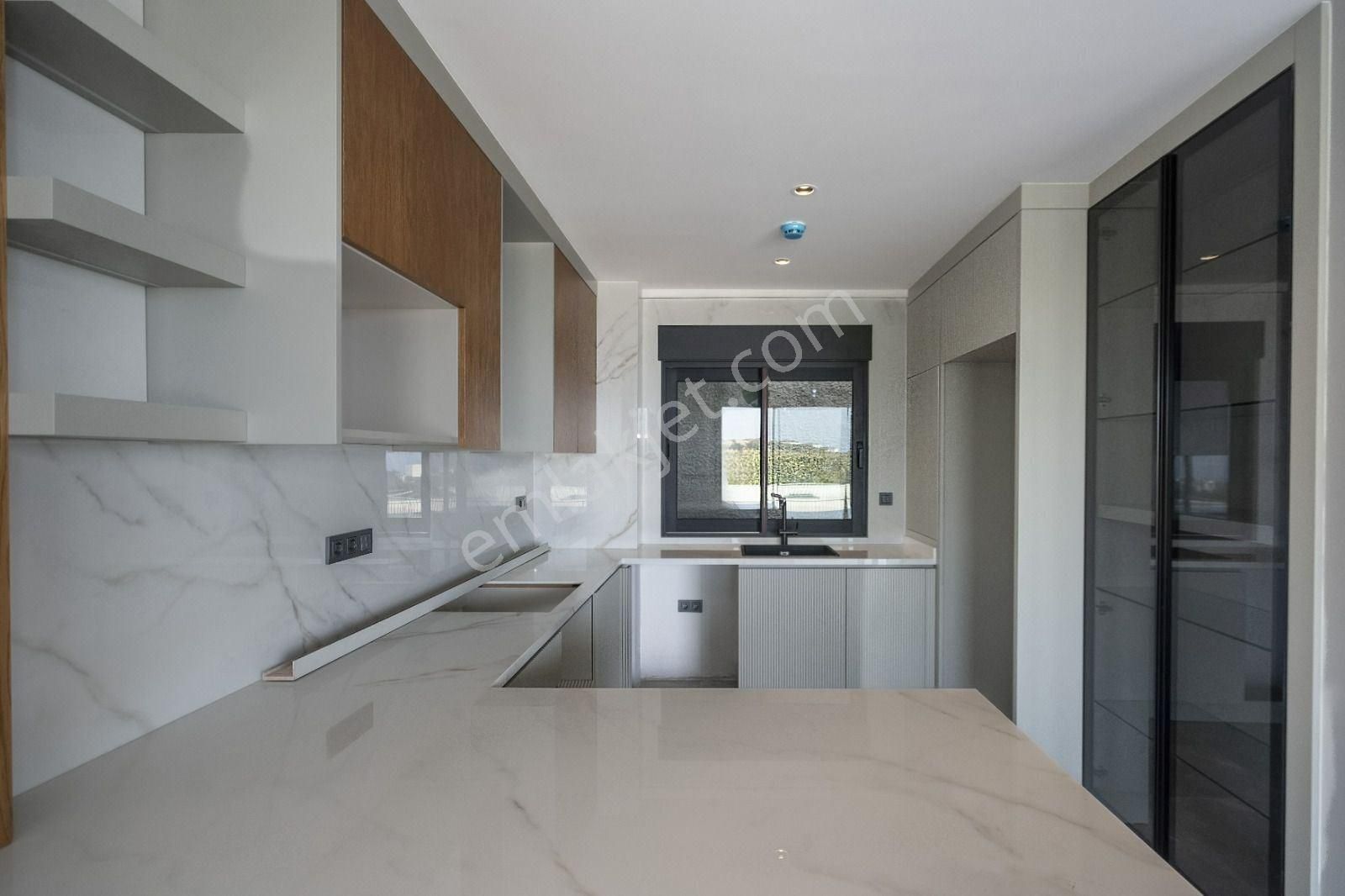 Alanya / Kargıcak’ta Deniz Manzaralı 3+1 Lüks Villa - Görsel 23