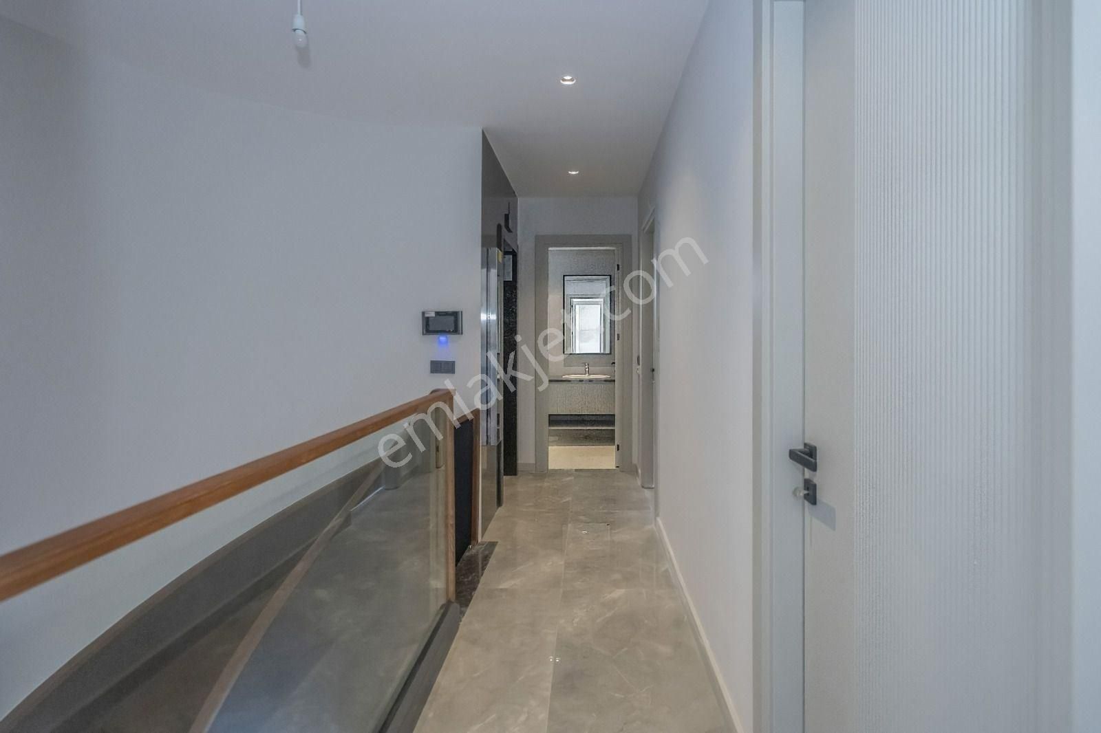 Alanya / Kargıcak’ta Deniz Manzaralı 3+1 Lüks Villa - Görsel 19