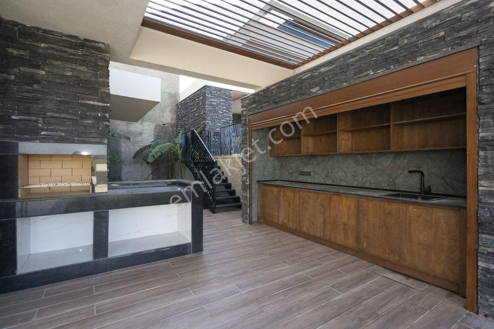 Alanya / Kargıcak’ta Deniz Manzaralı 3+1 Lüks Villa - Görsel 14