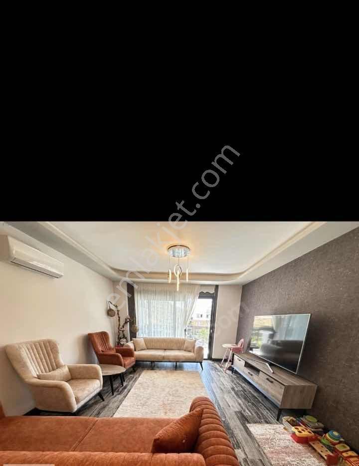 Havuzlu Sitede Ara Kat 2+1 Satılık Daire - Görsel 6