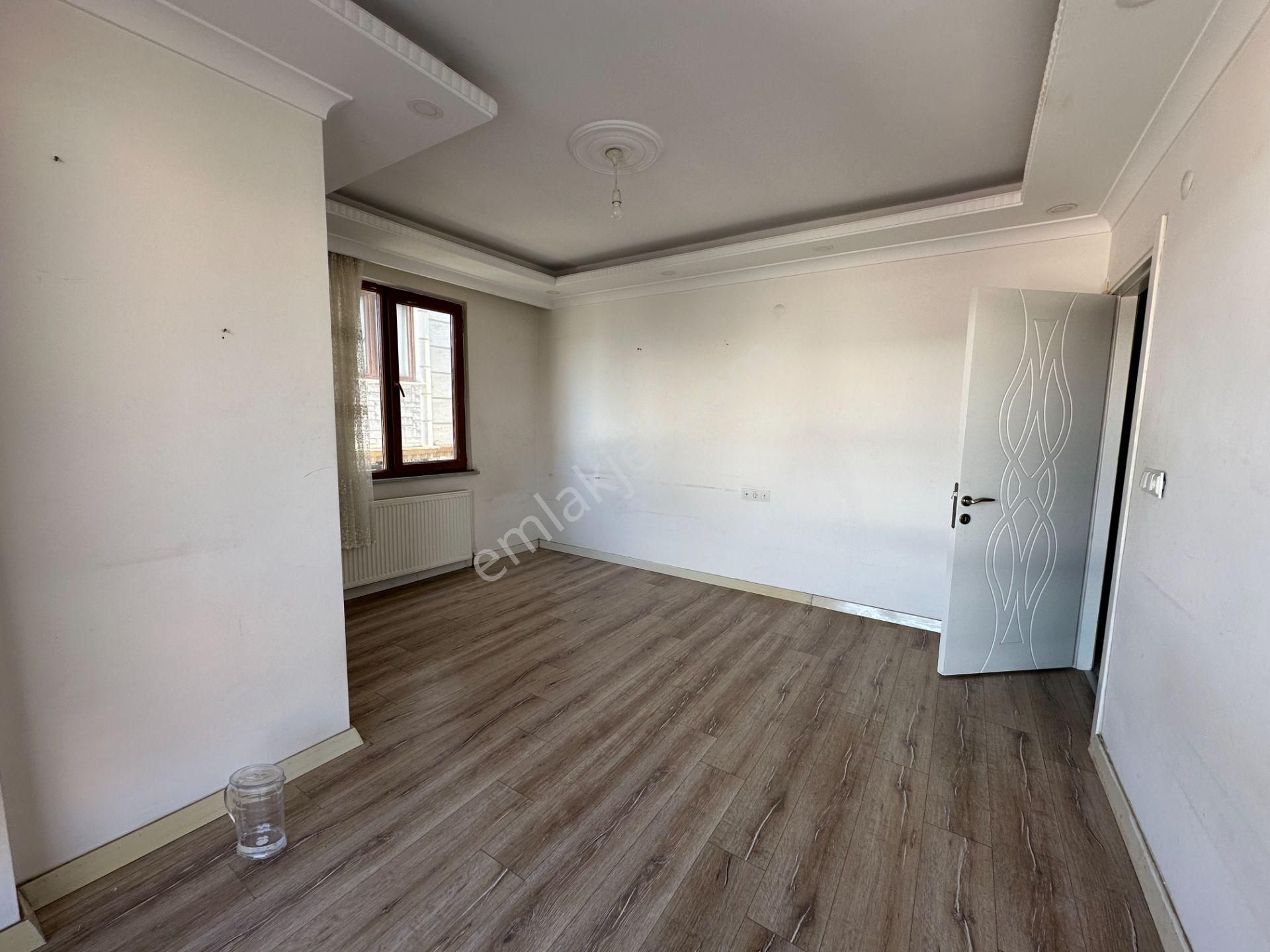 Arnavutköy Anadolu Mah.'de Y.giriş 60m2 1+1 Kiralık Daire - Görsel 3