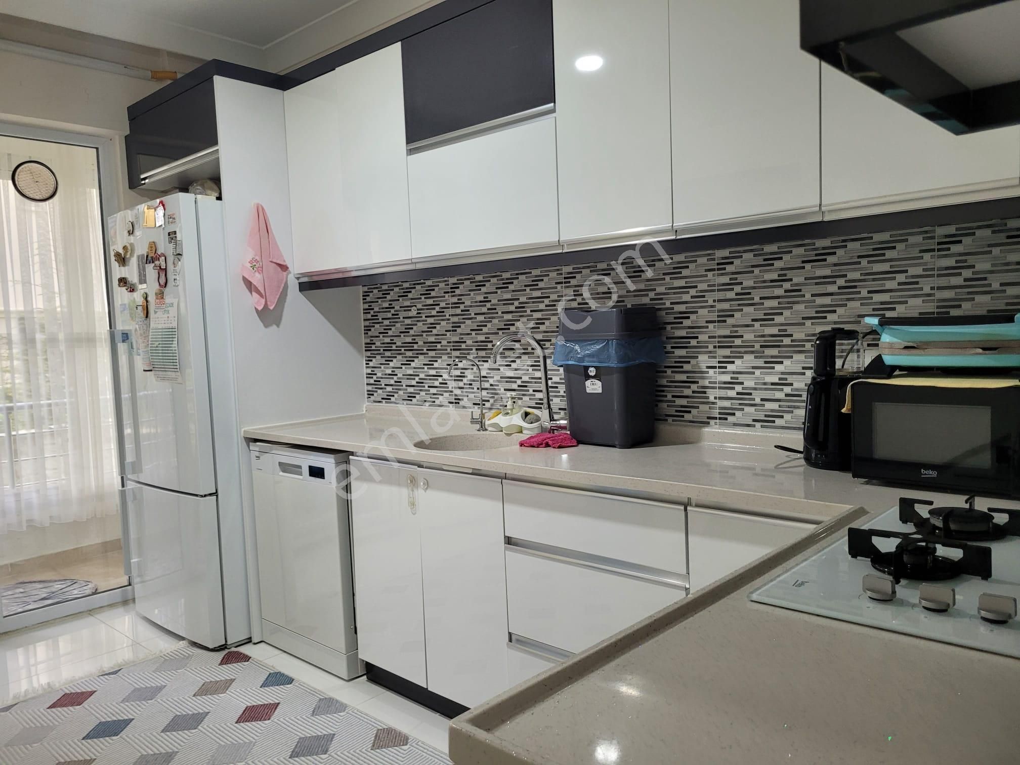 İpekyolu Gayrimenkulden Kurtuluş Ta 3+1 Yapılı Satılık Daire - Görsel 23