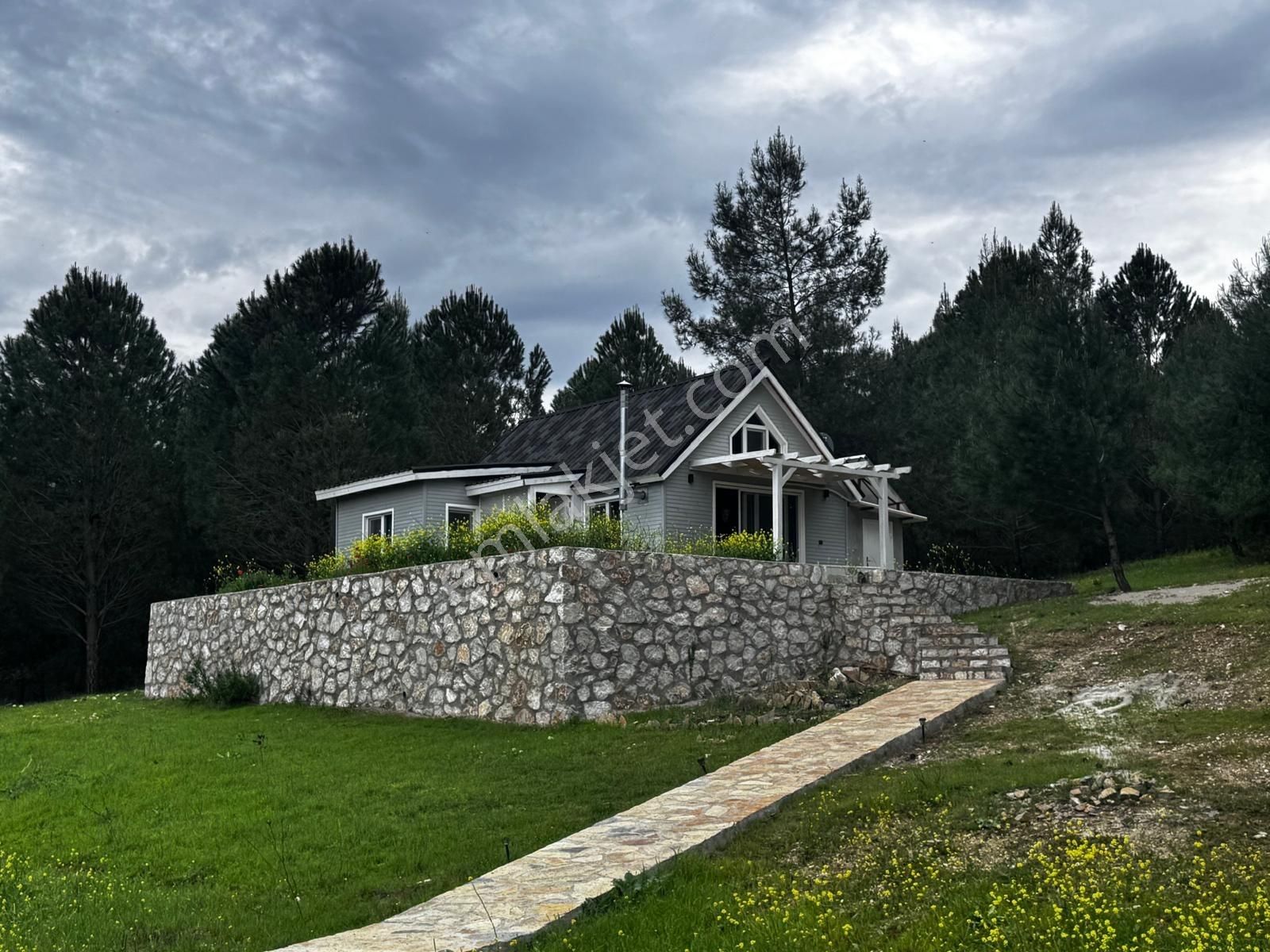 Seydikemer Çaykenarı Mah.ilkon'dan Satılık Müstakil Ev