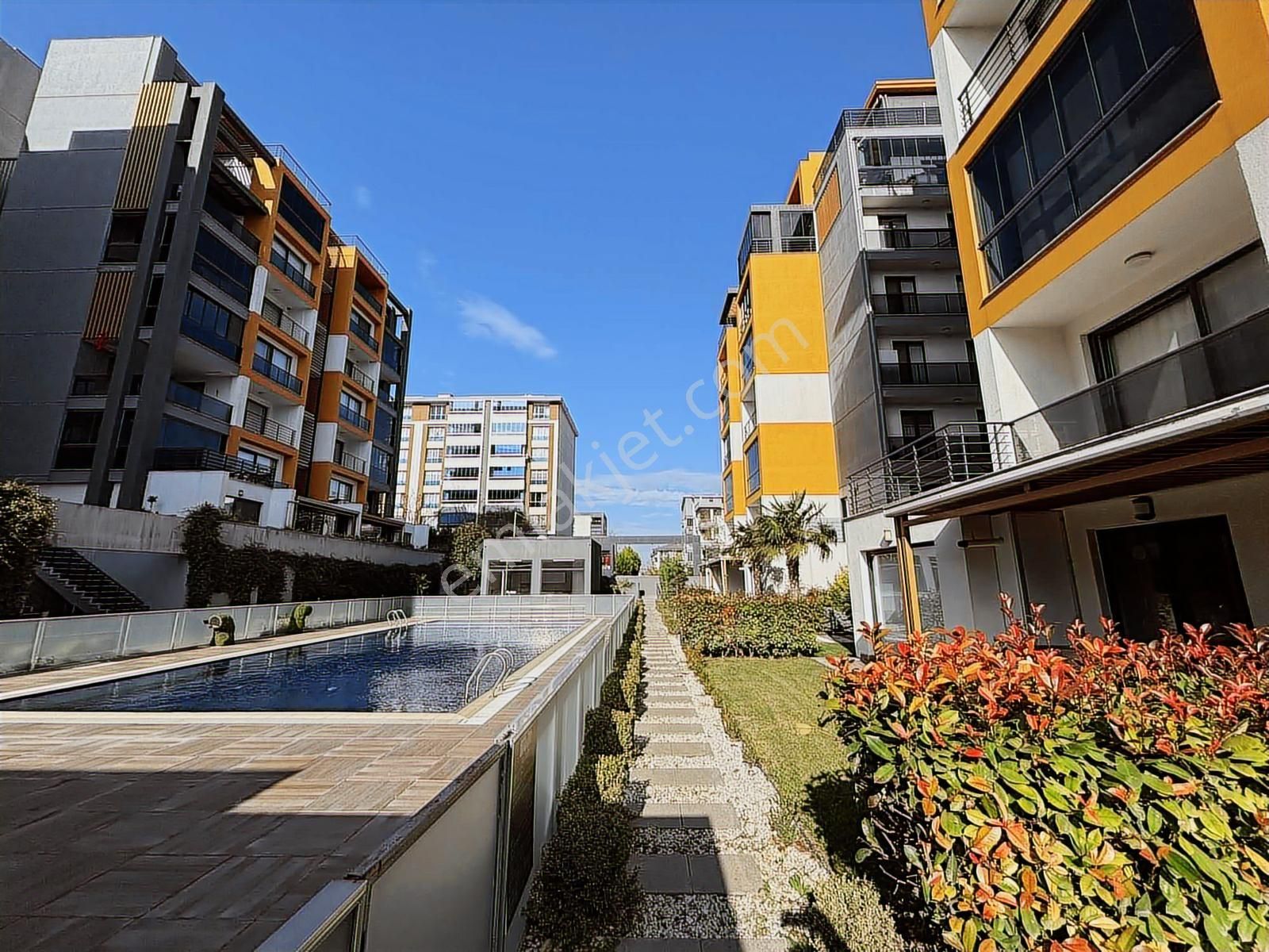 Bursa Balat Meteor Balart'da Satılık 3+1 Arakat Daire