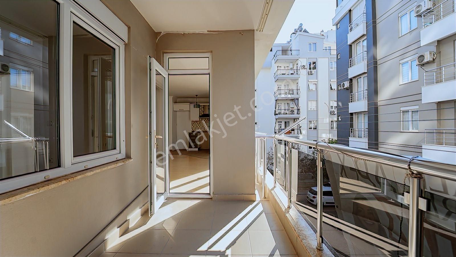 Site İçinde Ara Kat 2+1 Kiralık Daire - Görsel 4