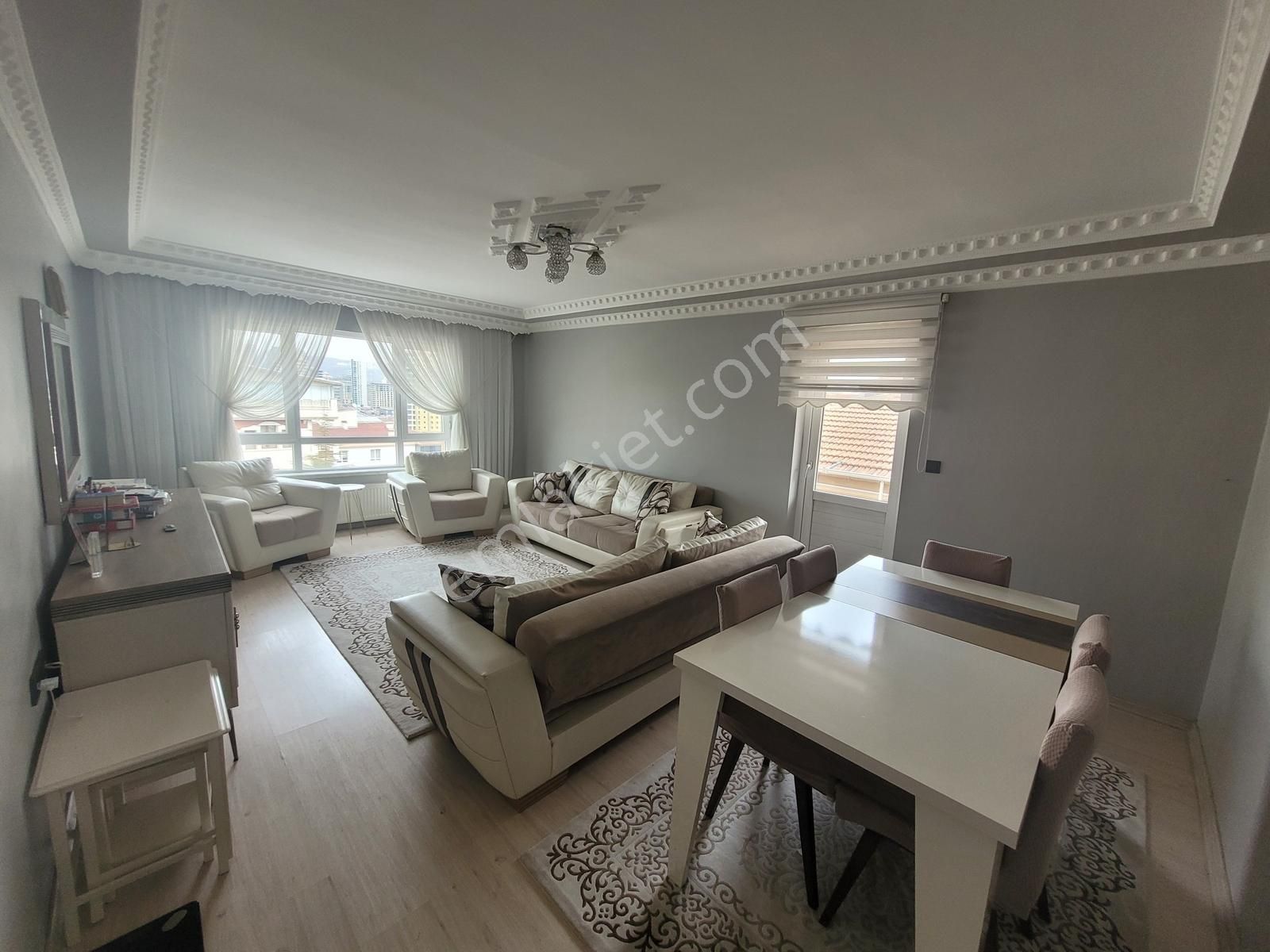 Yayla Mahllesinde Katta Asansörlü Masrafsız 3 Oda 1 Salon Daire - Görsel 19