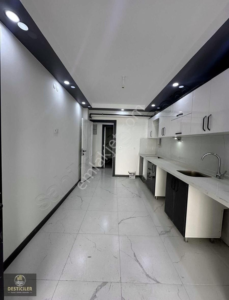 Ad-desticiler Gökmeydan Mah. Mükemmel Konum 2+1 Satılık Daire - Görsel 3