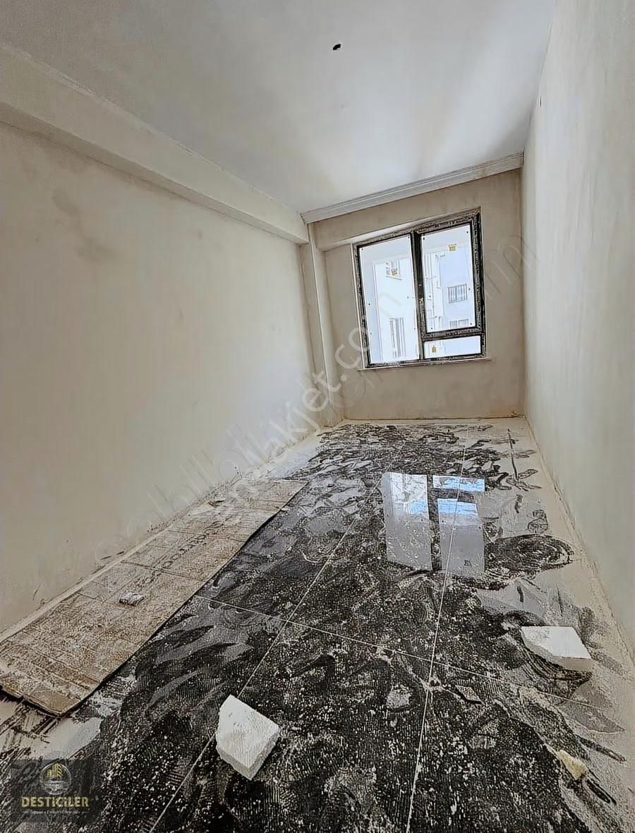 Om-desticiler Derman Caddesi Yanı Fırsat 2+0 Daire - Görsel 6