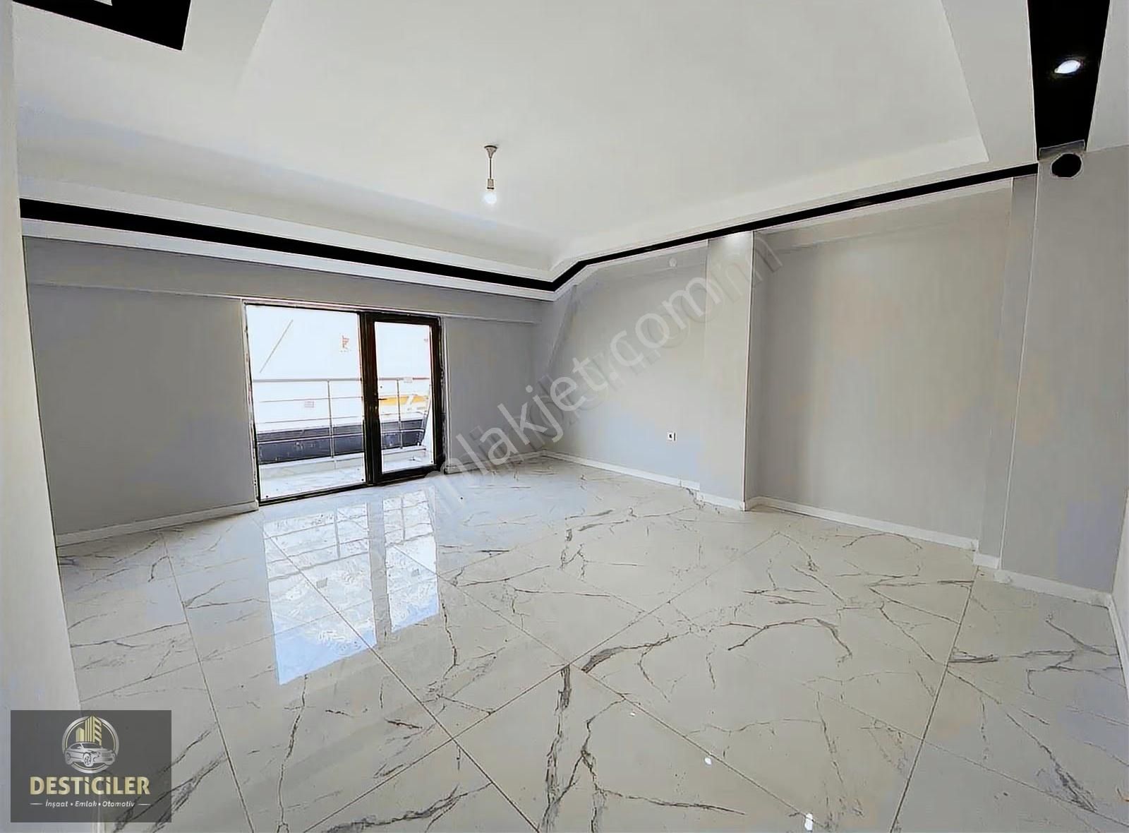 Au-ulusal Egemenlik Bulvarına 20m Mesafede 180 M2 4+1 Dubleks - Görsel 6