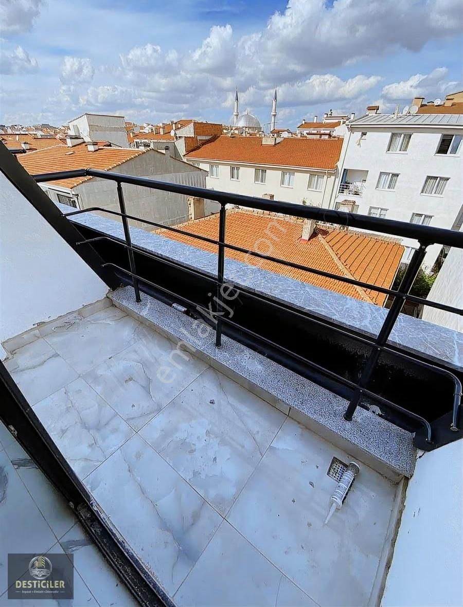 Au-ulusal Egemenlik Bulvarına 20m Mesafede 180 M2 4+1 Dubleks - Görsel 10