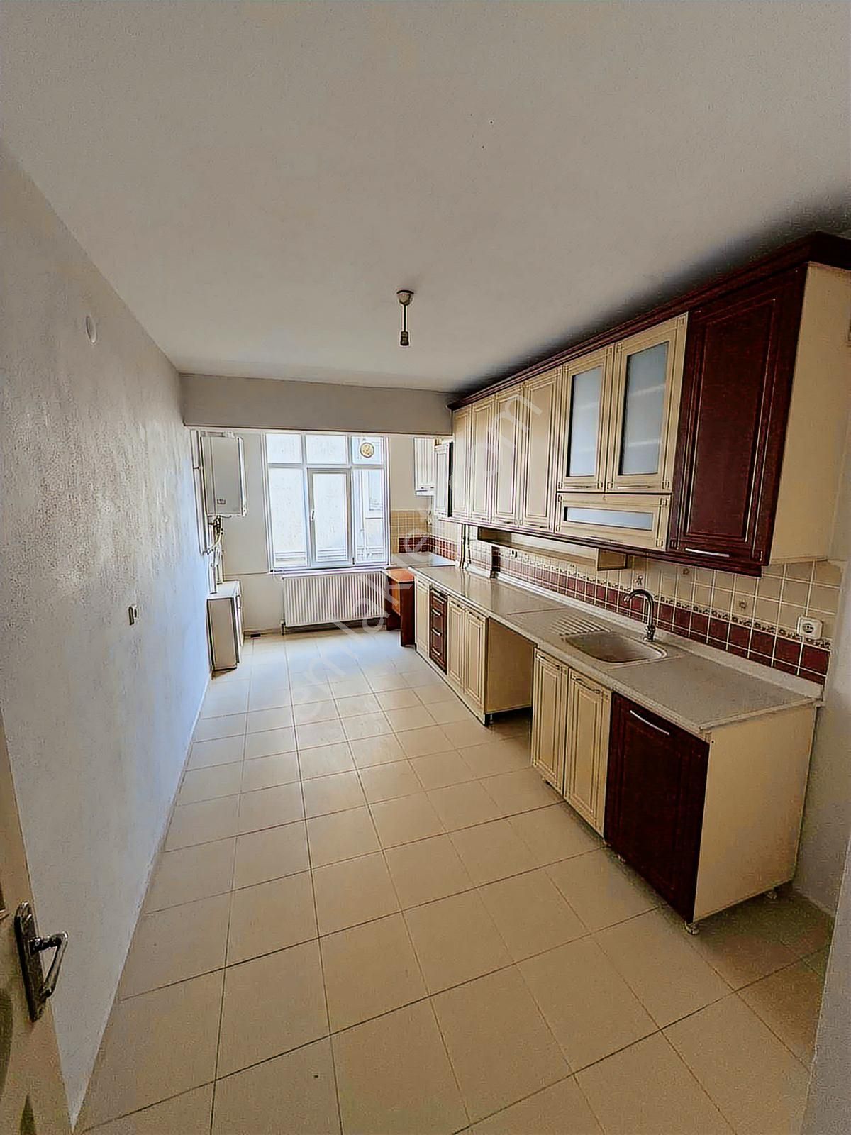 Mut Group Anfitiyatro Karşısı 3+1 Kiralık Daire Gmk Paşa Mah. - Görsel 13