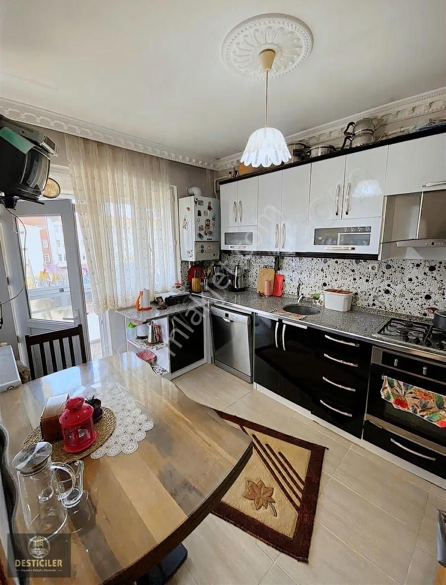 Au Desticilerden Gündüz Ökçün Üzerinde 3+1 Arakat Fırsat Daire - Görsel 18