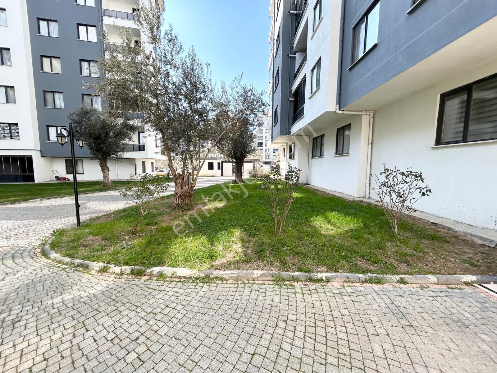 **yükselden Kadıköy Merkezde Geniş 2+1 Site İçinde Ferah Daire*** - Görsel 31