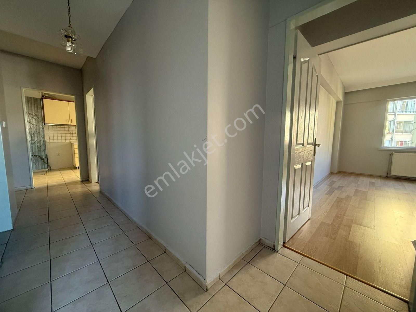 Gültepe Aktaş Tokide 4. Katta Cam Balkonlu 3+1 Kiralık Daire - Görsel 14