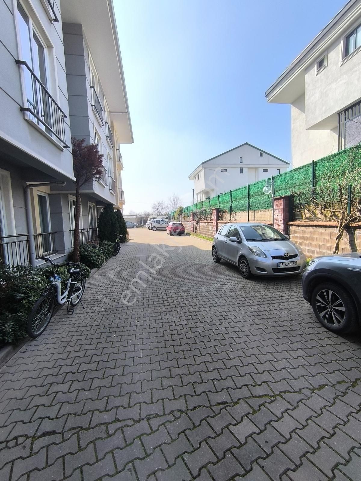 Kariyer'den Çevreyolu Kayakent Sitesi İçi Yapılı 3+1 Arakat - Görsel 14