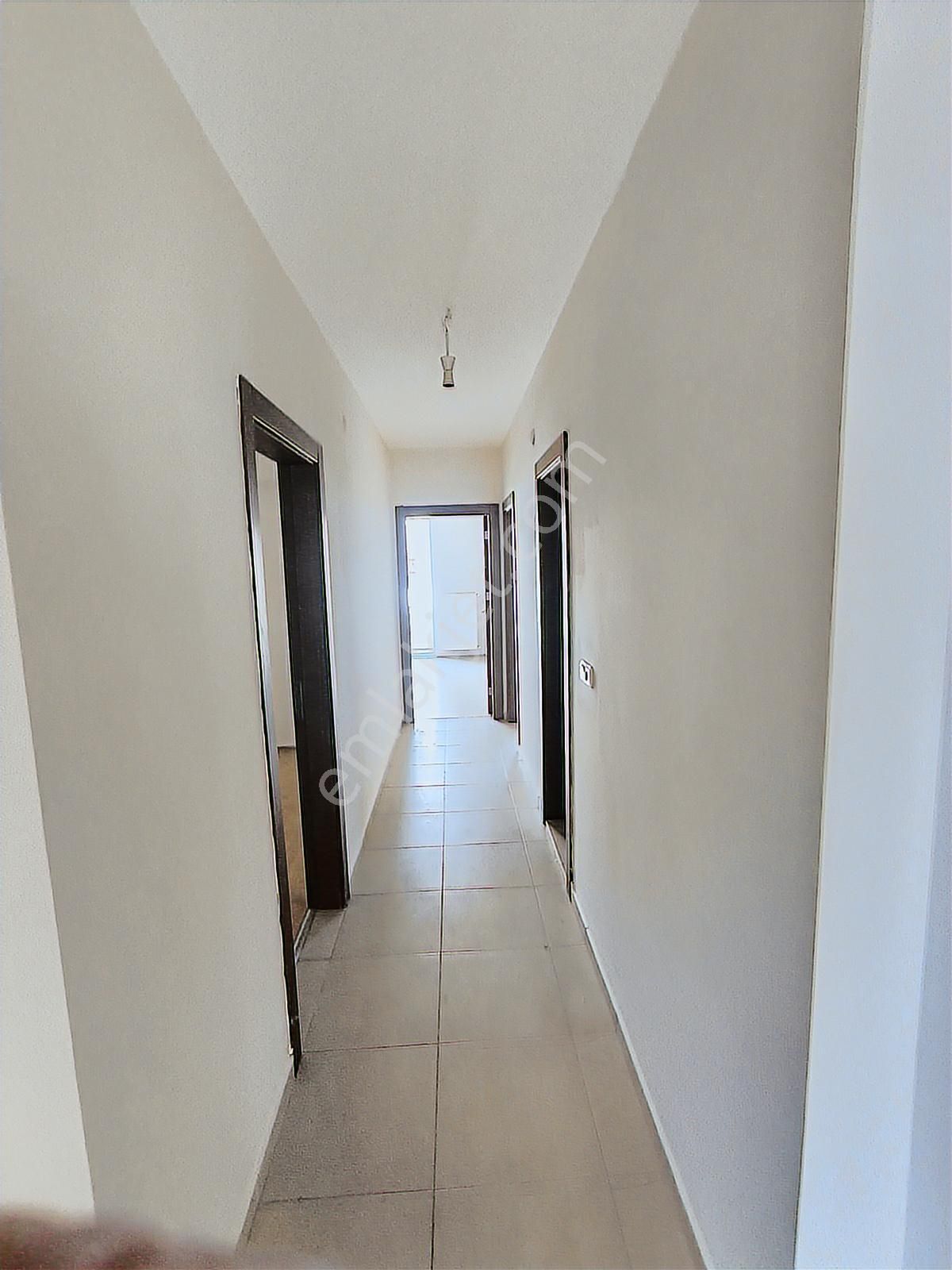 Kariyer'den Çevreyolu Kayakent Sitesi İçi Yapılı 3+1 Arakat - Görsel 33