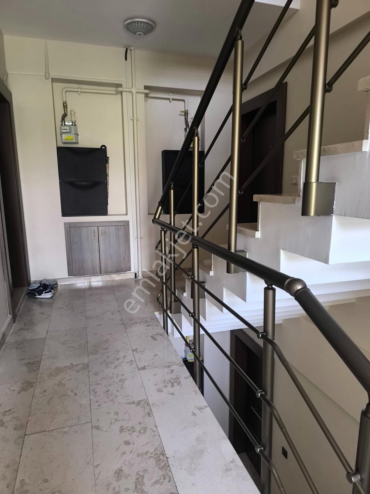 Kariyer'den Çevreyolu Kayakent Sitesi İçi Yapılı 3+1 Arakat - Görsel 32