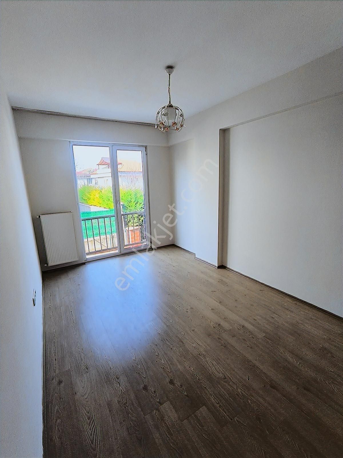 Kariyer'den Çevreyolu Kayakent Sitesi İçi Yapılı 3+1 Arakat - Görsel 20