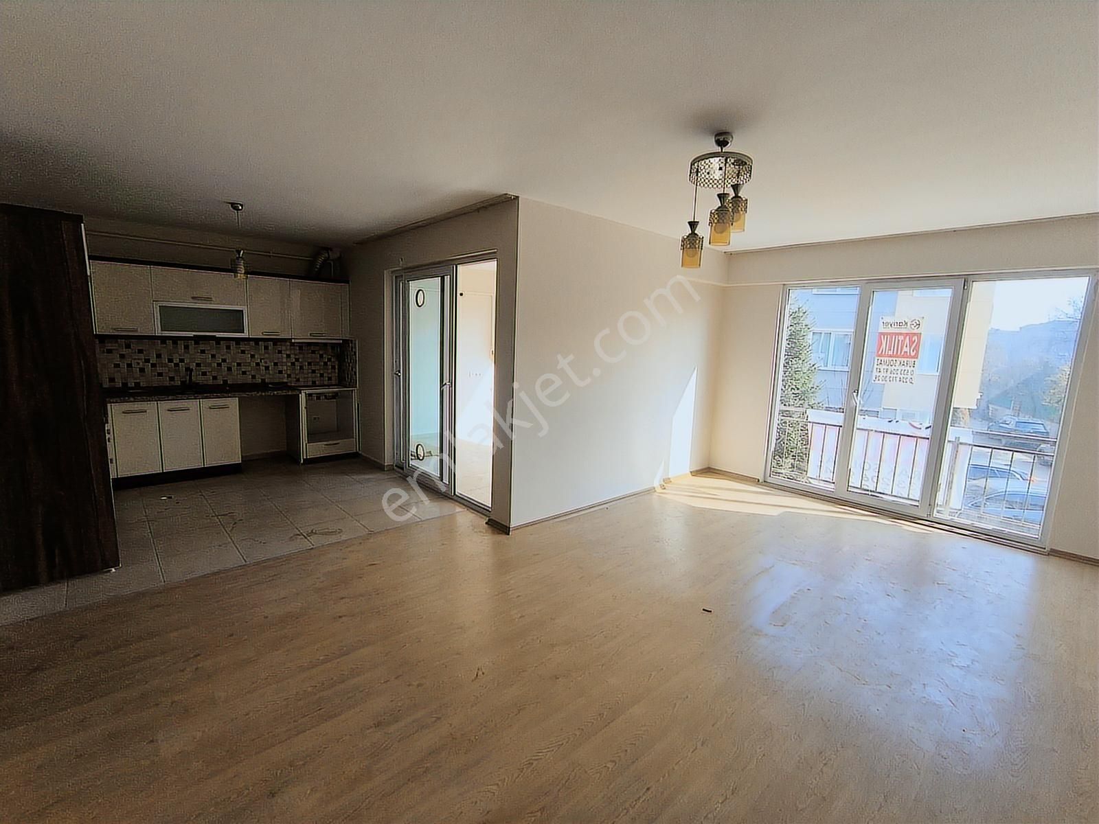 Kariyer'den Çevreyolu Kayakent Sitesi İçi Yapılı 3+1 Arakat - Görsel 23