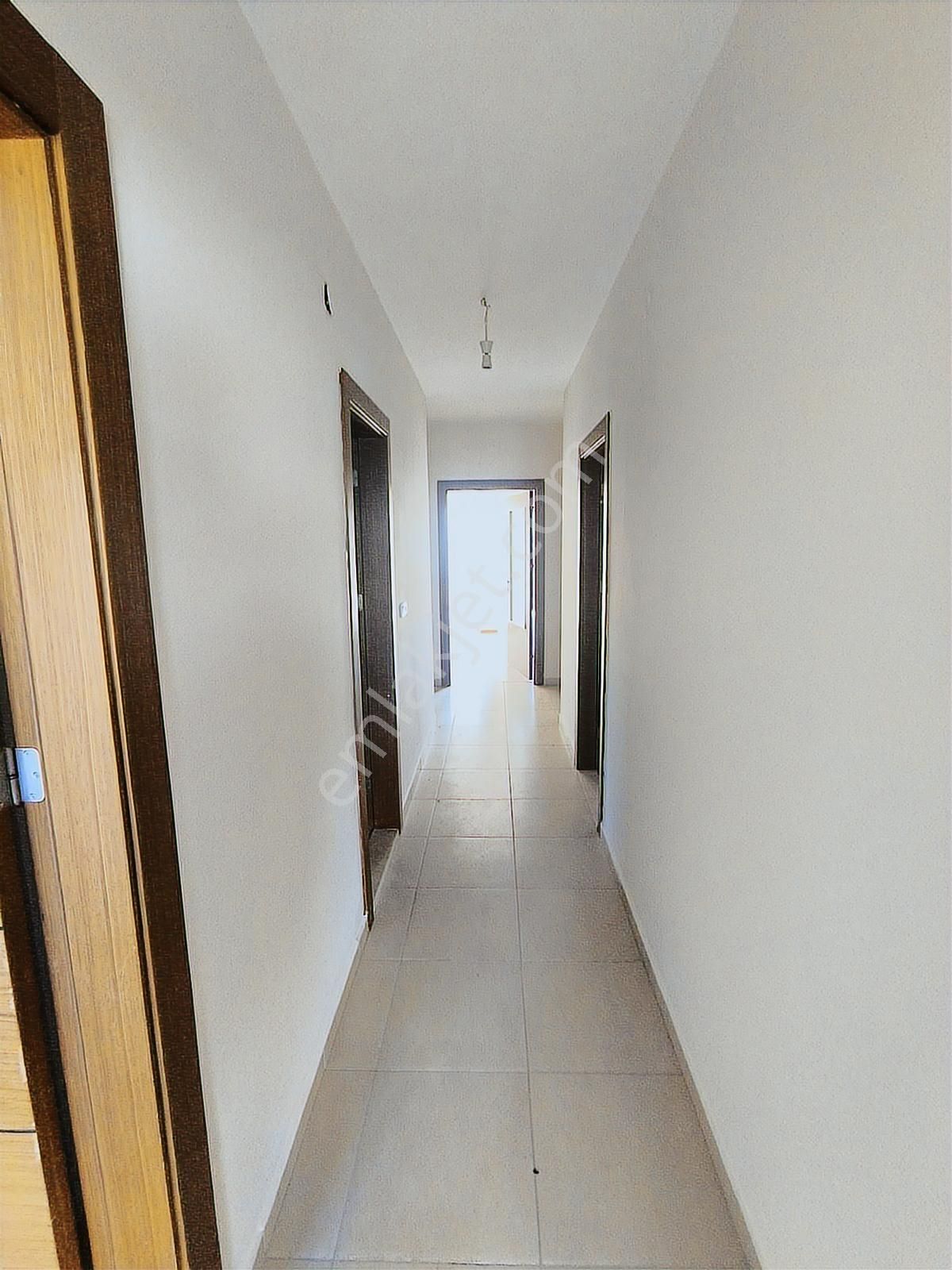 Kariyer'den Çevreyolu Kayakent Sitesi İçi Yapılı 3+1 Arakat - Görsel 29