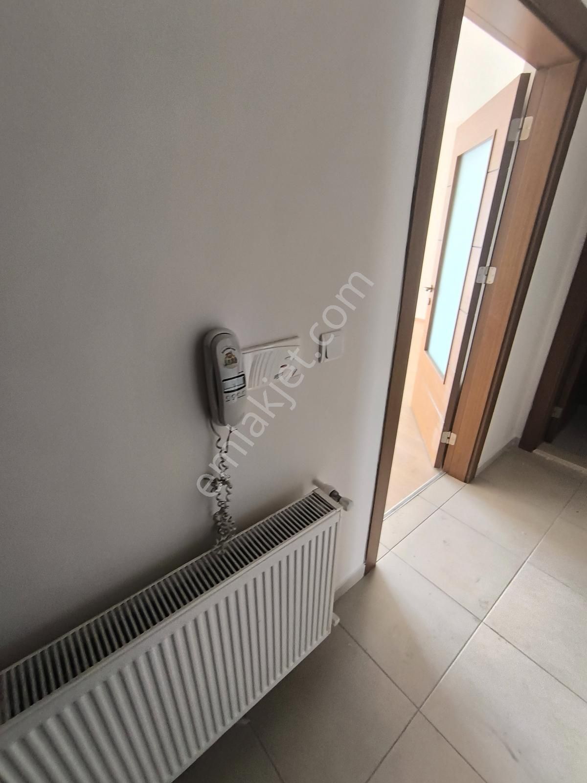 Kariyer'den Çevreyolu Kayakent Sitesi İçi Yapılı 3+1 Arakat - Görsel 21