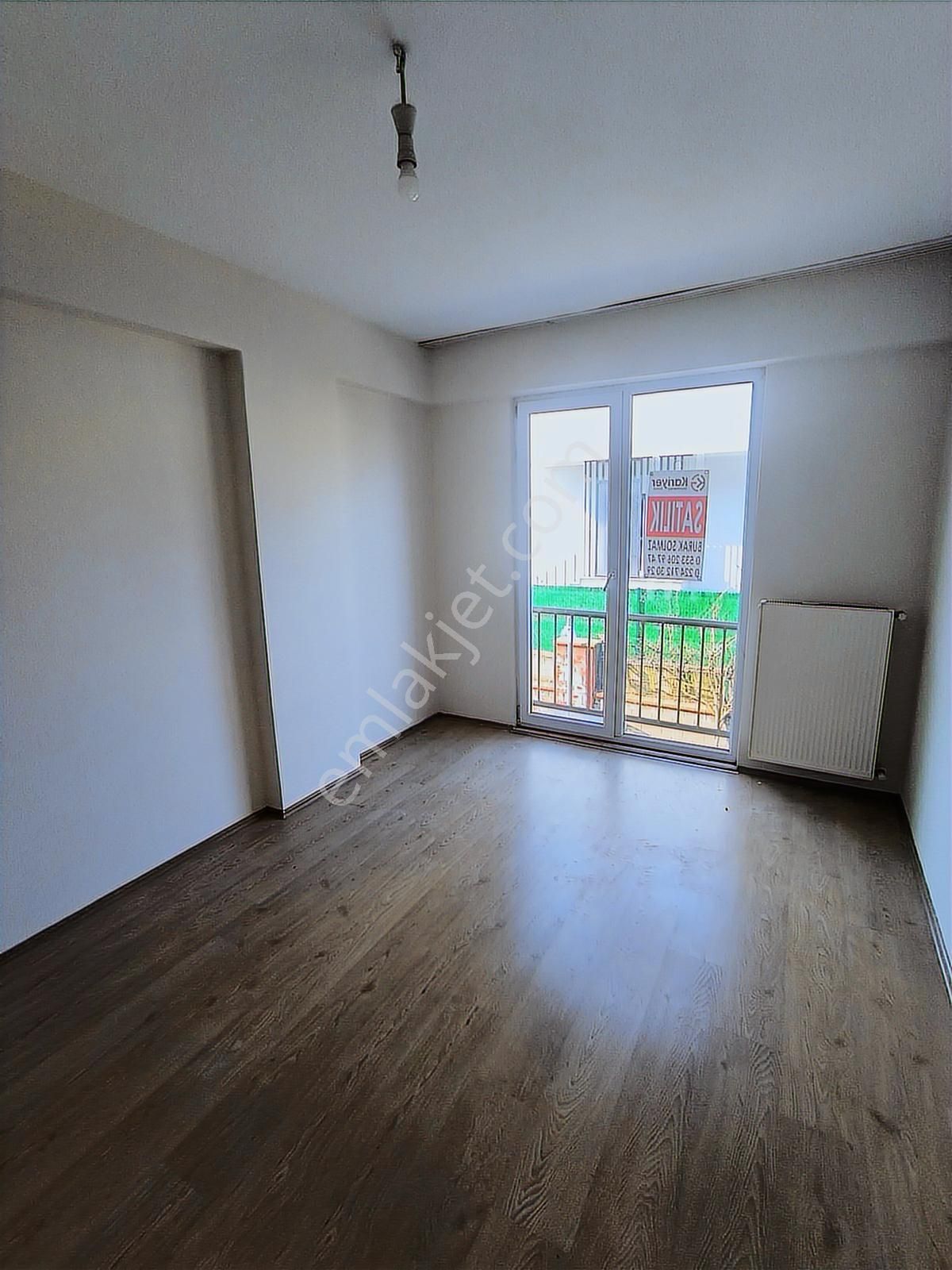 Kariyer'den Çevreyolu Kayakent Sitesi İçi Yapılı 3+1 Arakat - Görsel 10