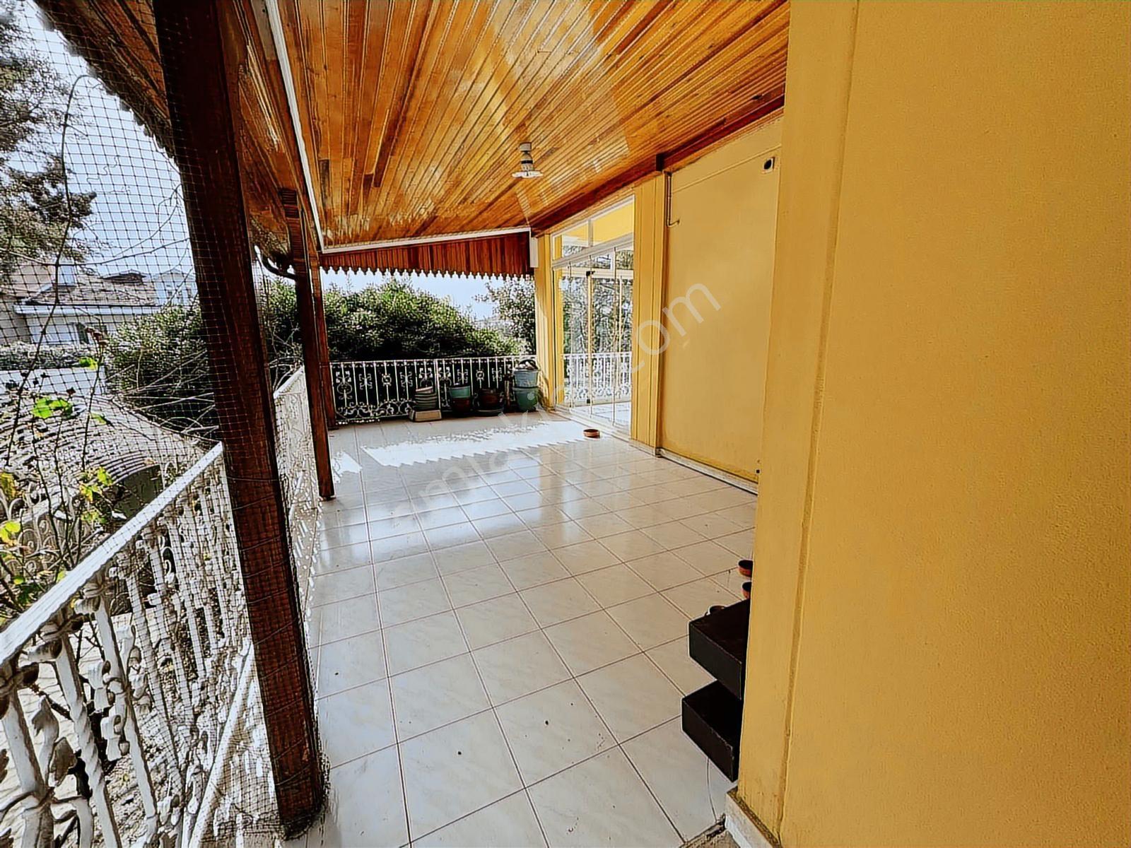 Bursa Mudanya Bademli Akmankent 2 Sitesinde 6+1 Satılık Villa - Görsel 11