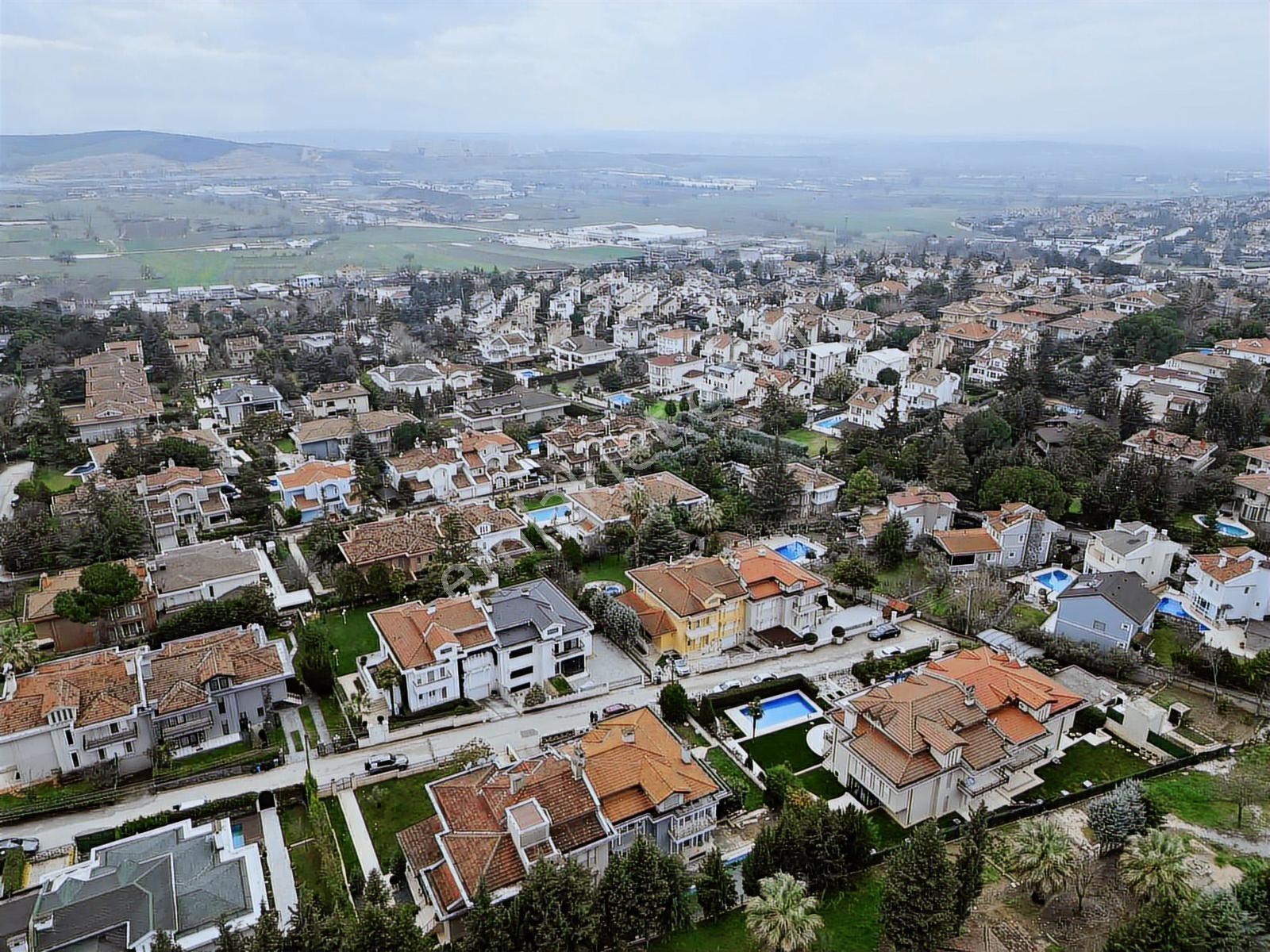 Bursa Mudanya Bademli Akmankent 2 Sitesinde 6+1 Satılık Villa - Görsel 32