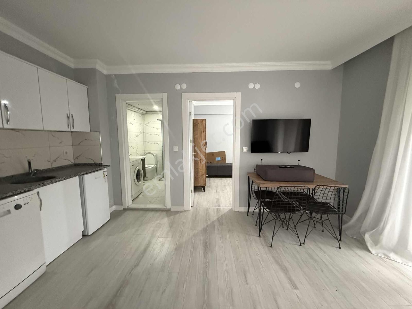 Yön Group'tan Eşyalı Satılık 1+1 Daire - Görsel 2