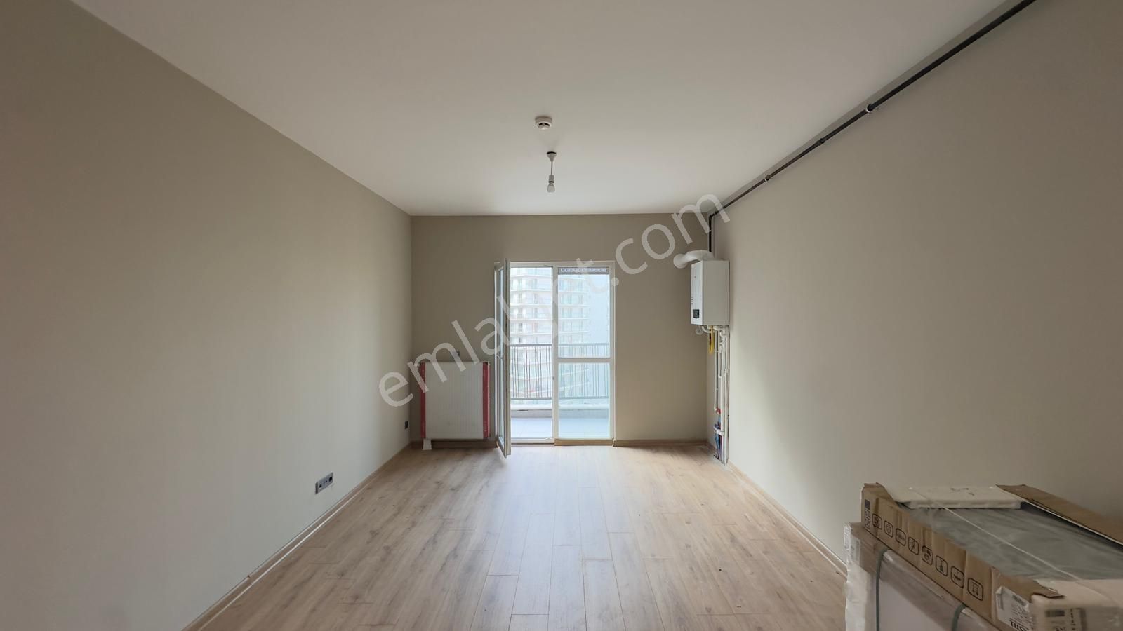 E5 Yanı Ödül İstanbul Balkonlu 1+1 Kiralık Daire - Görsel 11