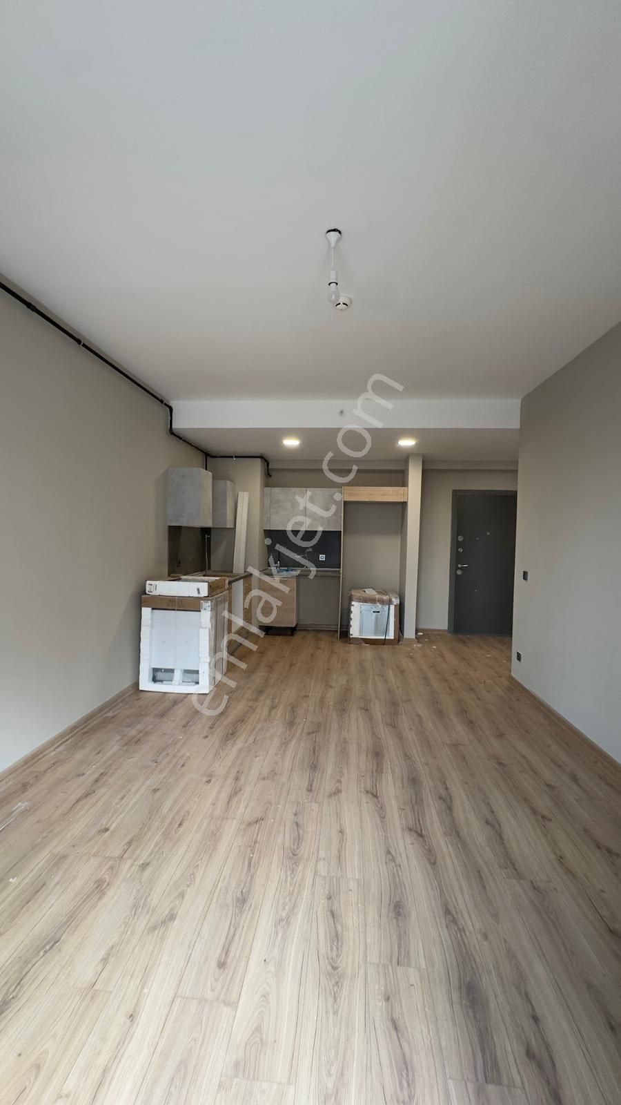 E5 Yanı Ödül İstanbul Balkonlu 1+1 Kiralık Daire - Görsel 17