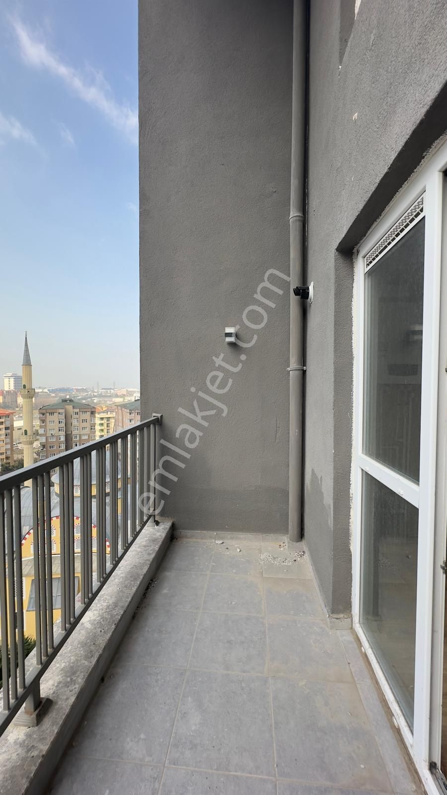 E5 Yanı Ödül İstanbul Balkonlu 1+1 Kiralık Daire - Görsel 13